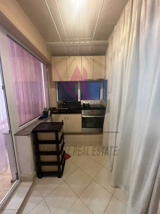 Страхотен -двустаен -Цветен квартал