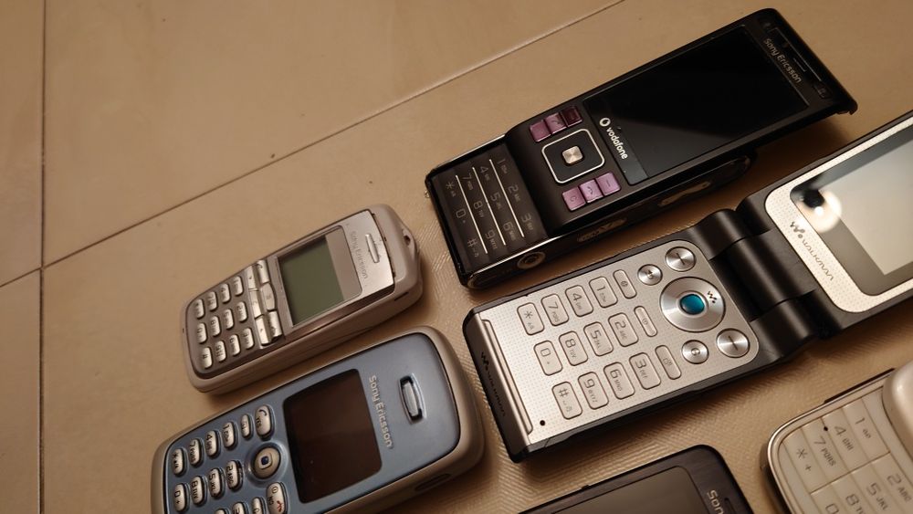 Sony Ericsson/Сони Ериксон Т300, Т303, Т600, Xperia, C905, W380i, W20i