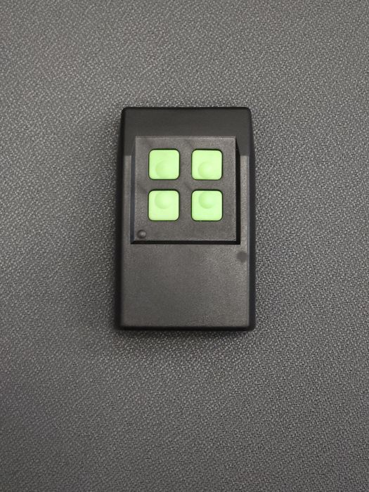 Telecomanda garaj/poarta/bariera/automatizari cu 4 canale