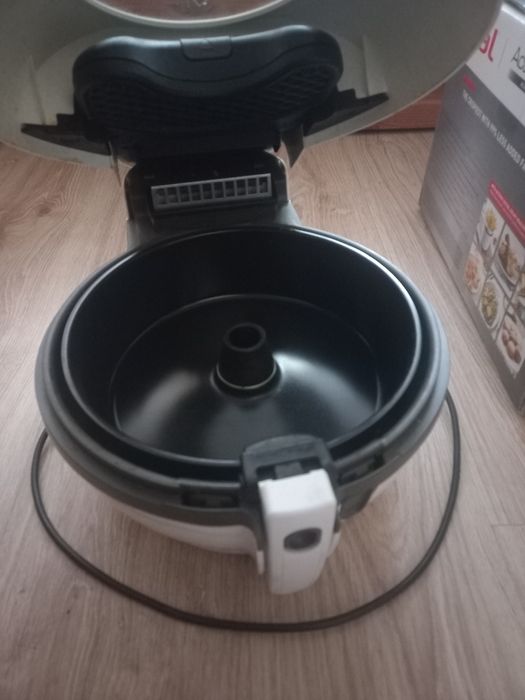Еърфрайър Tefal почти нов