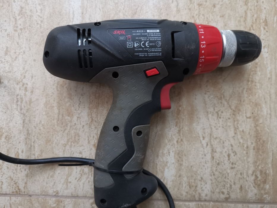 Mașină de găurit și înșurubat electrică Skil