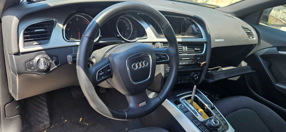 Dezmembrari Audi A5 Coupe - Volan Stanga Europa