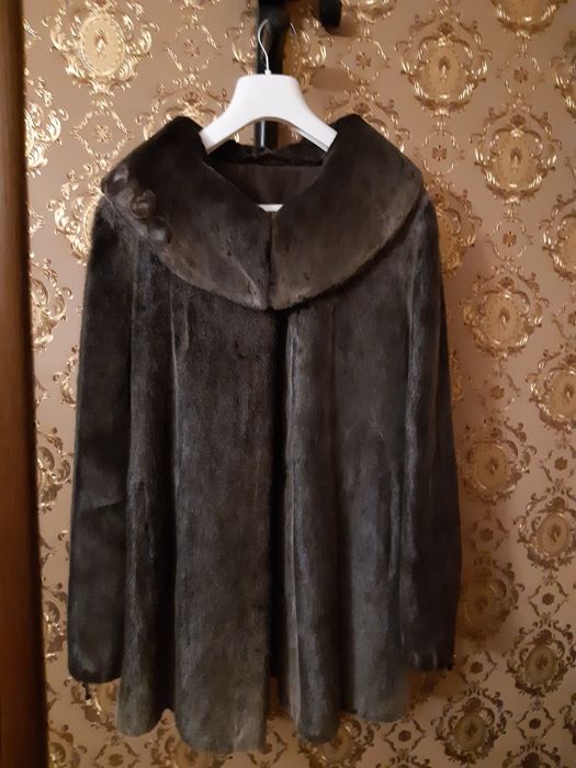 Продам полушубок . Мех натуральный