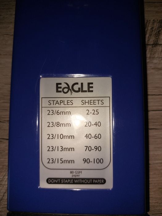 Большой,канцелярский степлер.