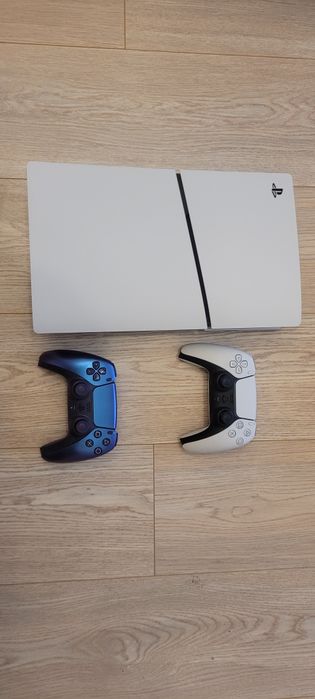 Playstation 5  825 GB