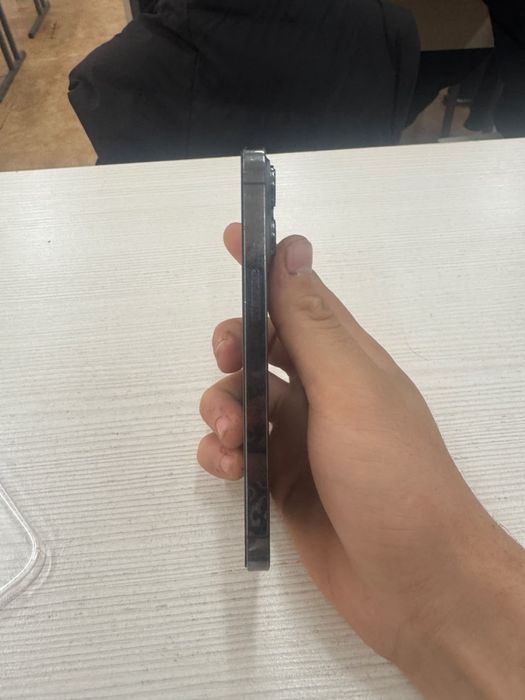 продам айфон 13 про