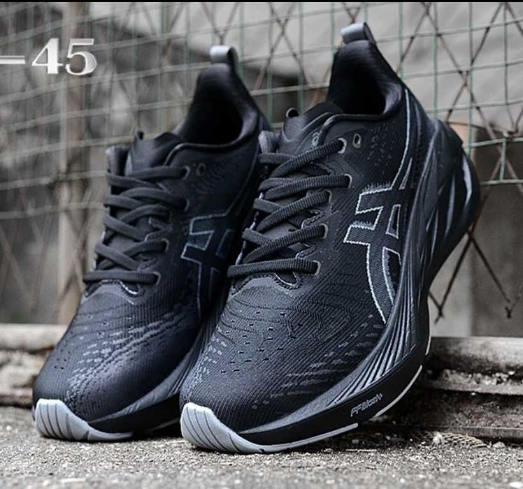 Нови мъжки маратонки ASICS Novablast 4 Wide Black & Graphite Grey