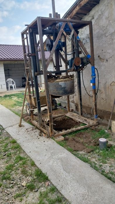 Fântânar,fântâni,fose,cămine,piloni Bacău.