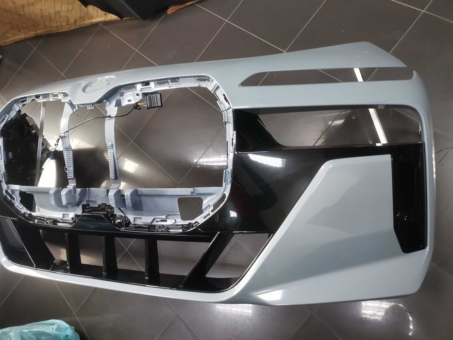 Нова Предна Броня Комплект USA BMW G70 i7 7 M Sport Shadow Paket