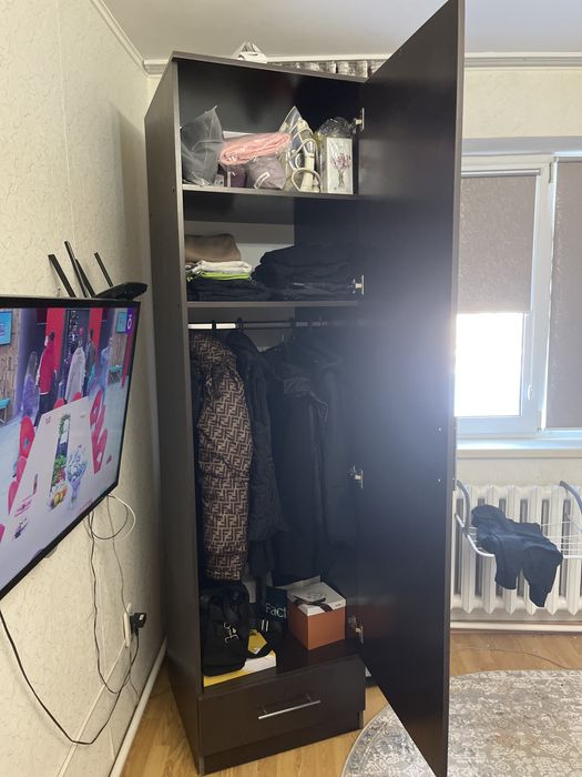 Продам шкаф новый