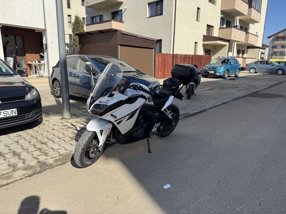 Motocicleta CF MOTO 650GT