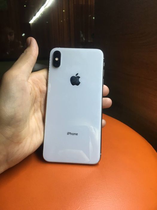 IPhone XS MAX sotiladi
