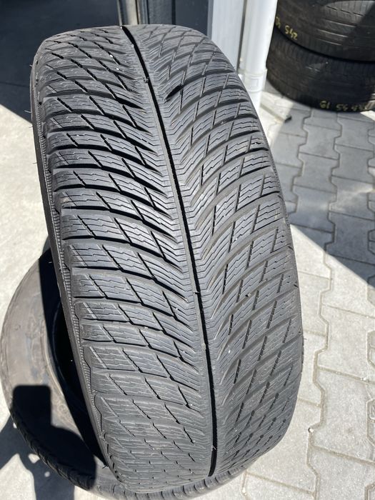 Depozit Anvelope Noi si SH 205/55R16, 185/65R15, 225/45R17, 225/50R17