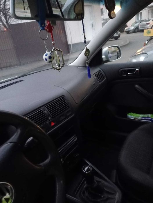 Vând Golf 4 înmatriculat