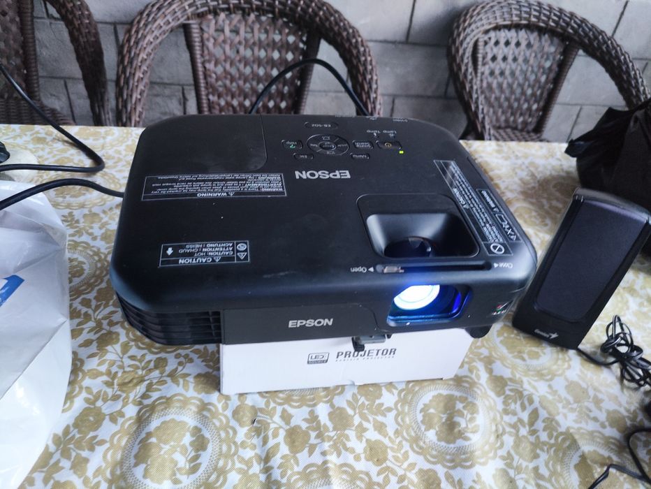Проэктор Epson в оригинале