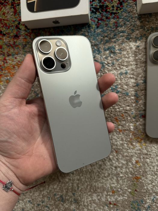 Iphone 16 pro max/16 pro