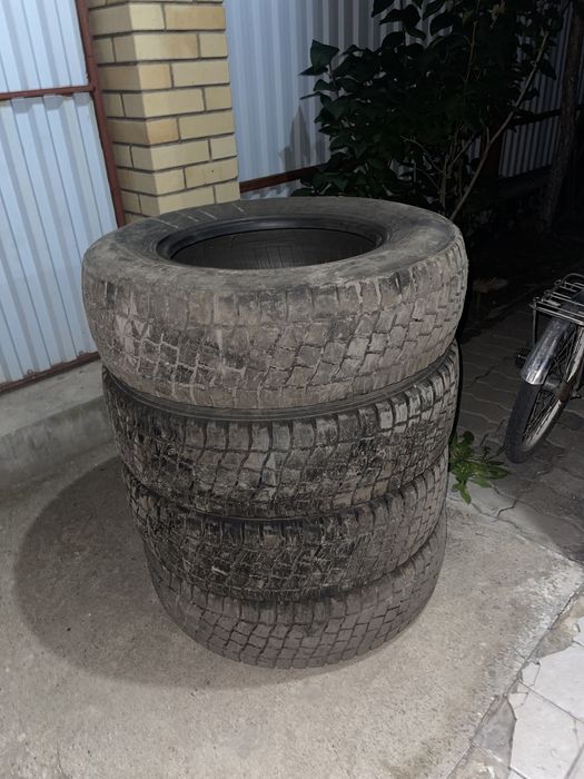 Покрышки на  16 всесезонные