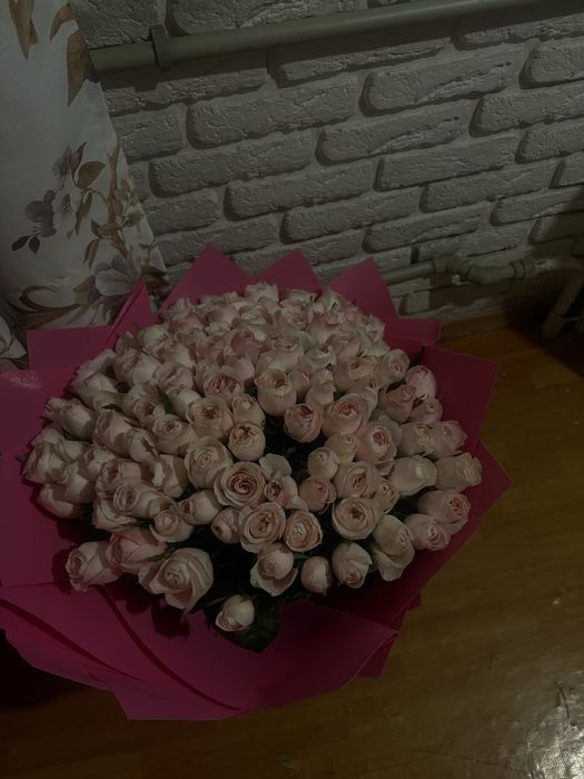 Продается цветы 101 роза