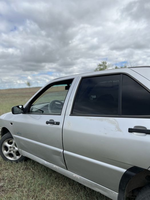 Машина seat toledo