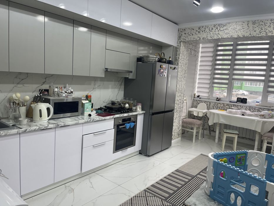 Продам квартиру 3 к