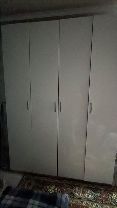 Продам шкаф плательный