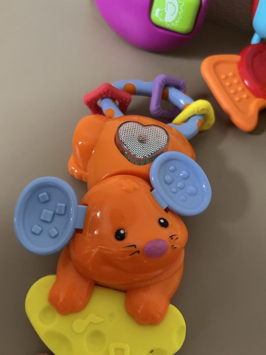 Lot jucarii muzicale 3-9 luni NOI