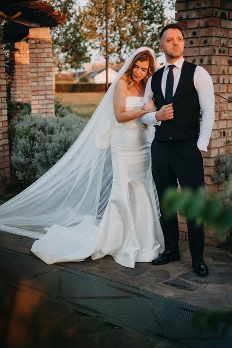 Vând rochie de mireasă