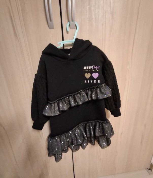 Rochita toamna iarna River Island marime 104