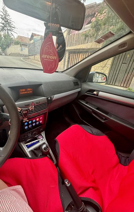 Masina Opel Astra H 2005