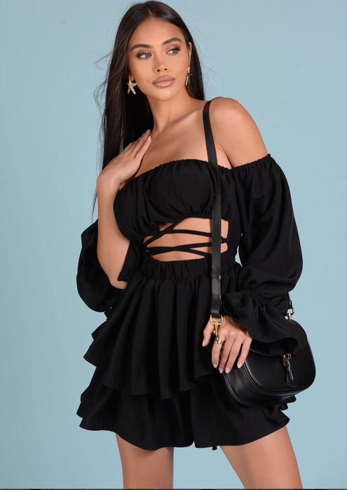 Свежа тюркоазена рокля AMIA