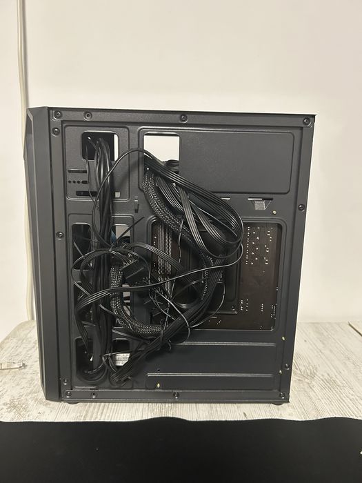 PC Gaming – Gata de joacă | Ryzen 5 1600 + RX 580 8GB | Windows 11 Pro