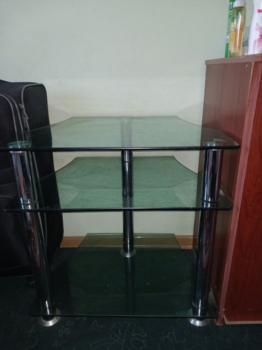 Строчно продаётся подставка для телевизора