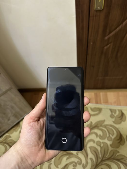 Redmi note 13 pro plus zor holatda sotiladi!