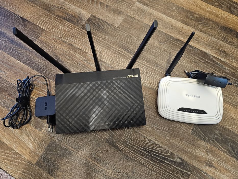 Router Asus AC1900U, TP-LINK WR740N