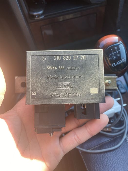 Продам запчасти на MB w202