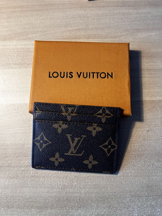 Louis Vuitton cardholder всякакви видове