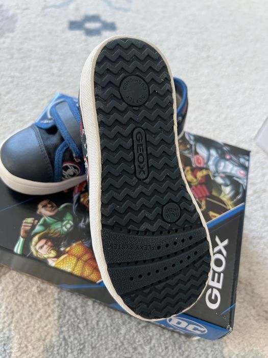 Adidasi Geox marimea 26