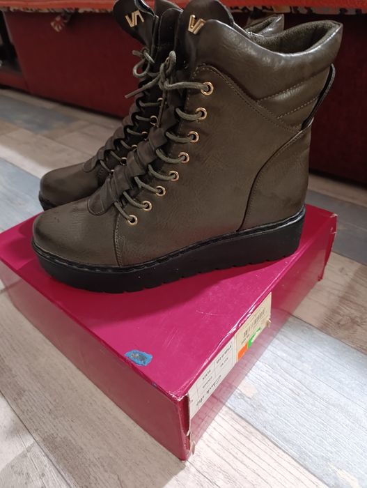 Полусапожки женские