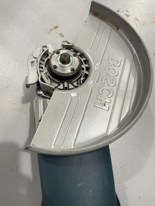 Polizor unghiular Bosch GWS 26-230 LVI