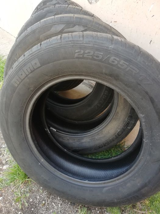 Гуми 225 65 17 летни за джип 4 броя