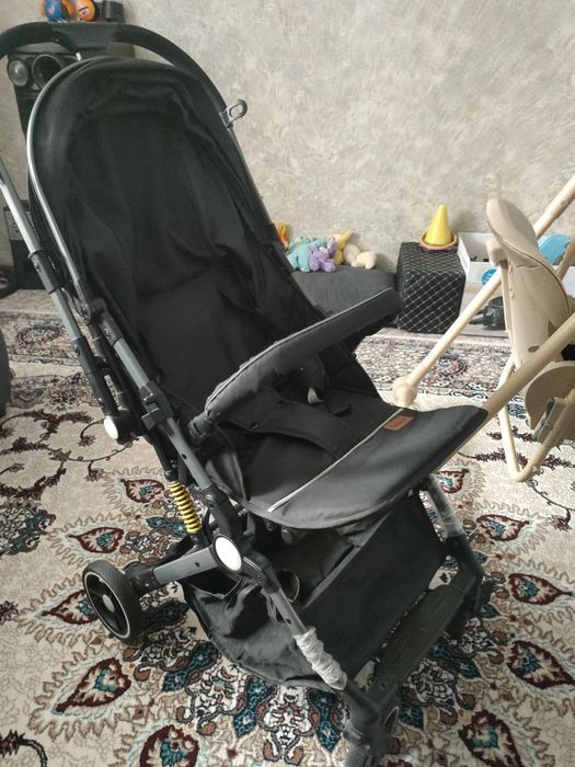 Продам детскую коляску