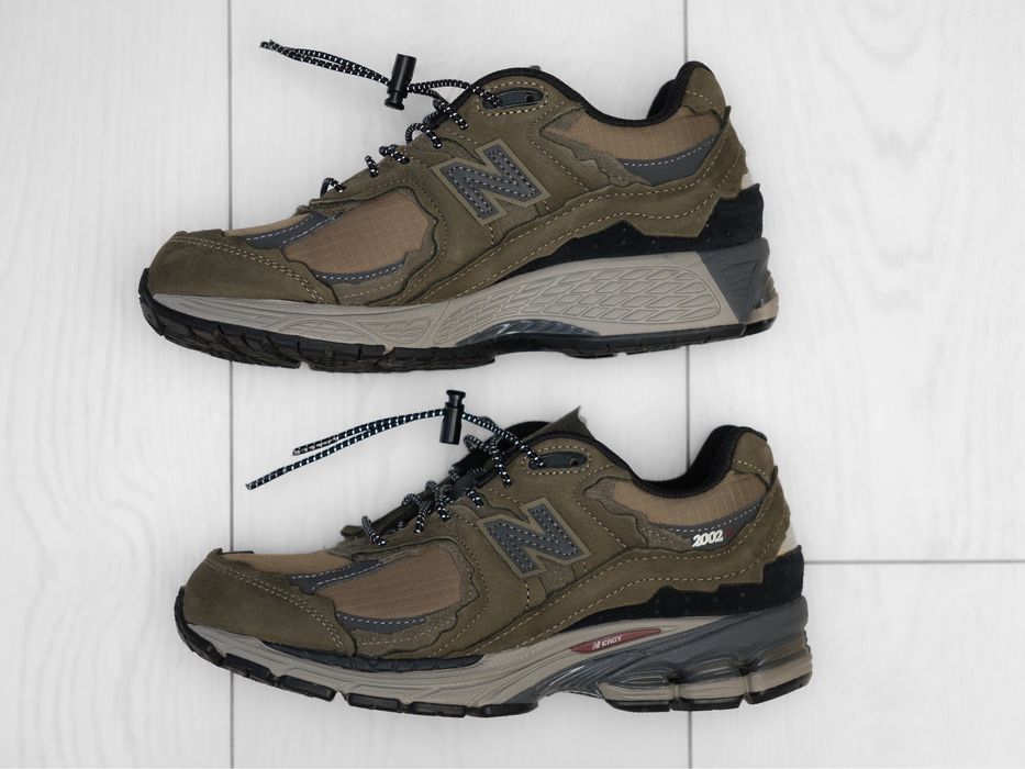 Кроссовки New Balance 2002R
