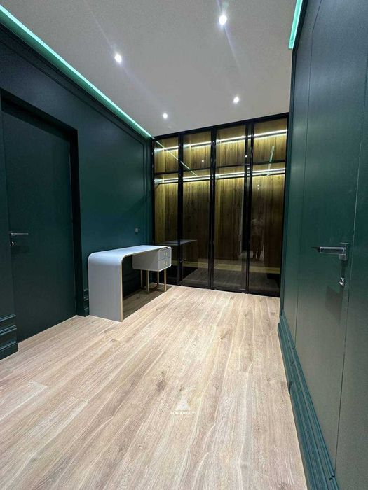 мирабад новострйока Skyline Towers 3х ком с ремонтом с кадастром 108м;