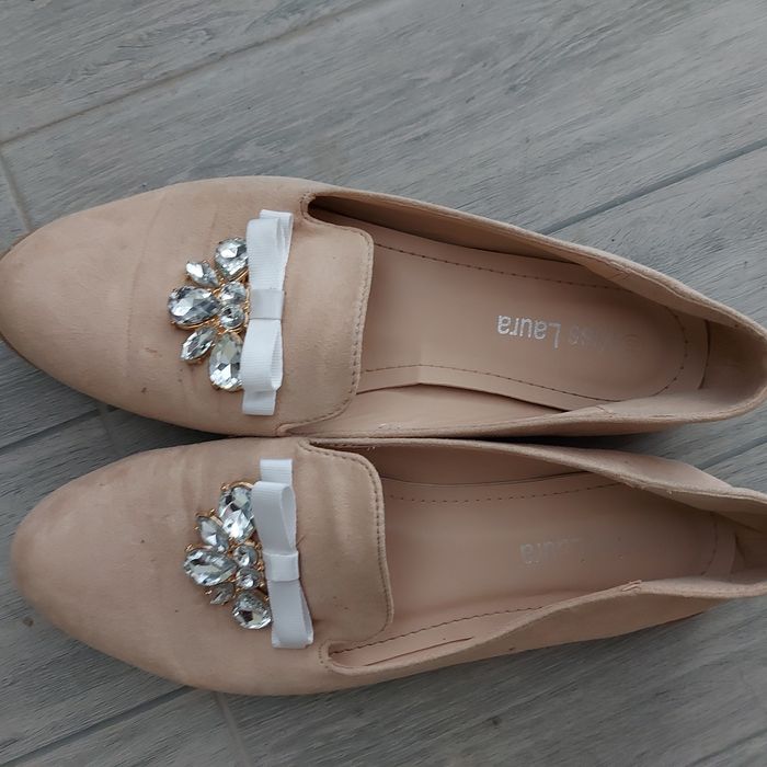 Разпродажба дамски обувки токчета.маратонки. ботуши