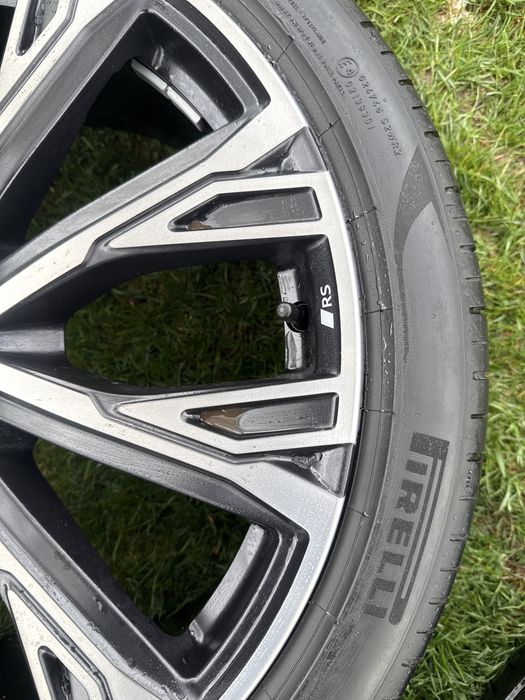 2 Jante 21'' originala Audi A6 S6 RS6 E-Tron 245 40 21 100y pirelli P zero