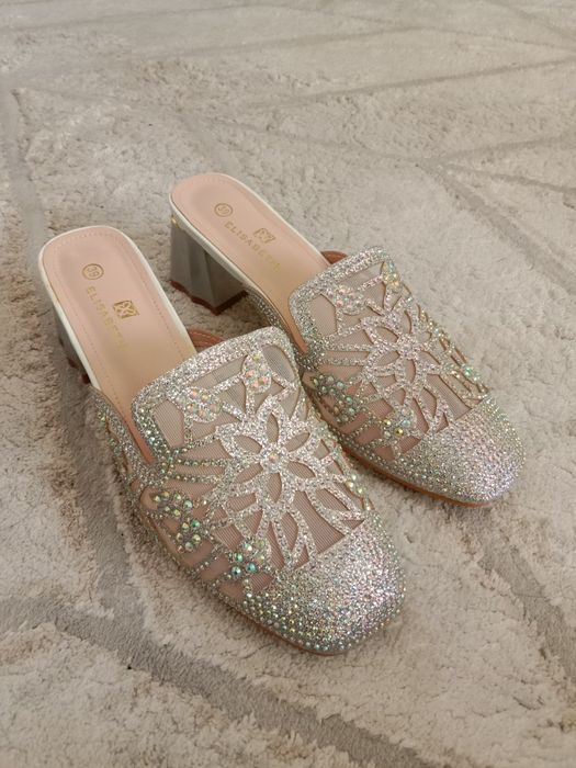 Kelin salom uchun tufli