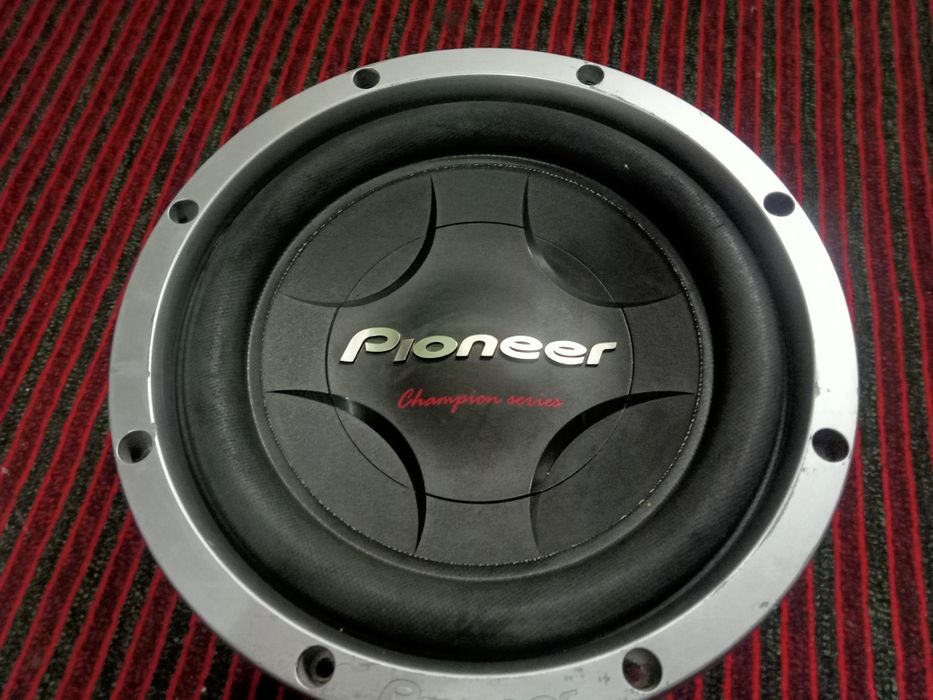 Продам сабвуфер Pioneer Champion TS-W307D2 в очень хорошем состоянии.