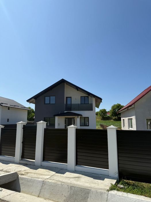 Vand casa P+M construita in2025 stauceni toate utilitatile