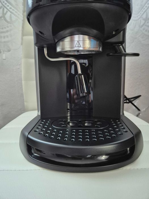 Кафемашина DeLonghi