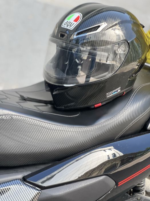 Продаеться Мото каска AGV